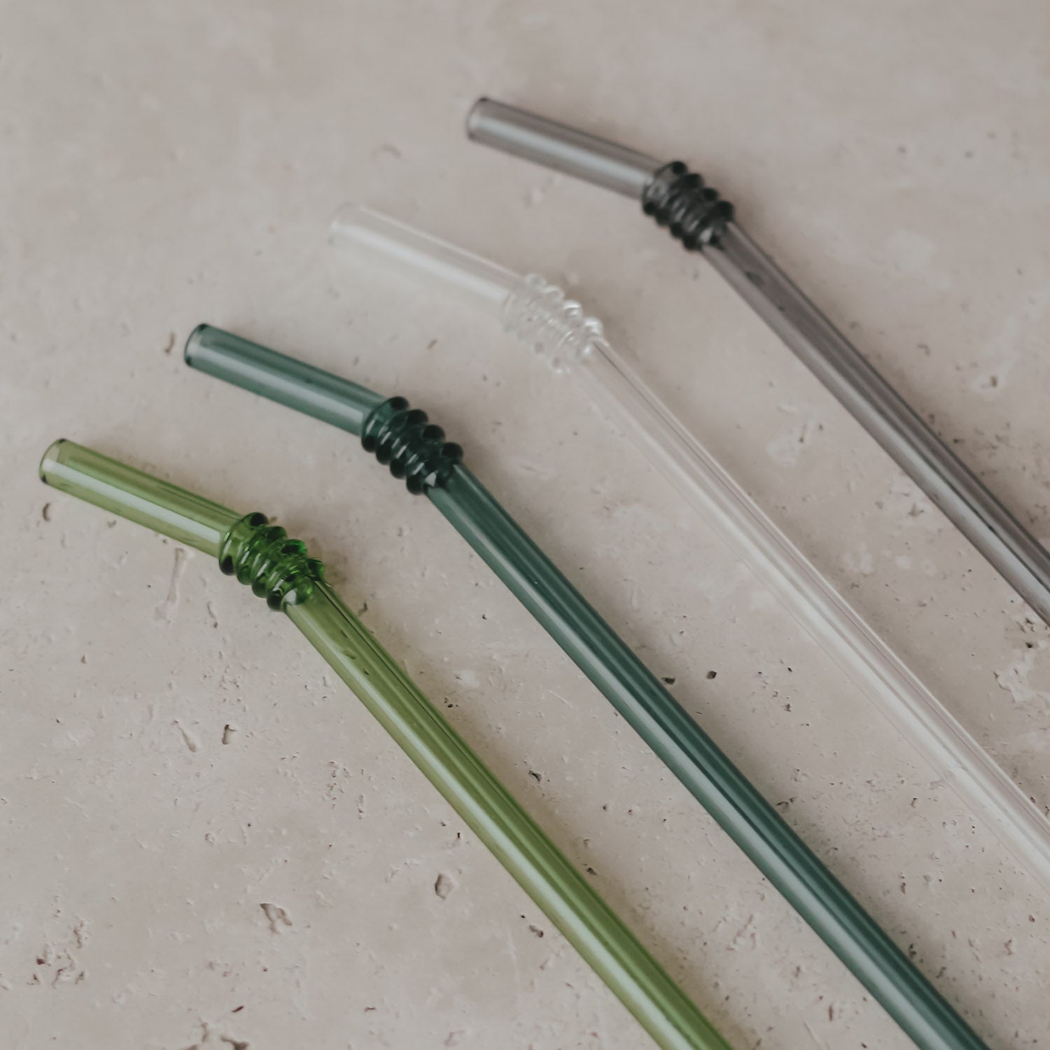 6 Grüne Glasstrohhalme Mit Schildkröten-Design & Reinigungsbürsten – Gebogen, Spülmaschinenfest, BPA-frei