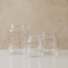 Set aus Glasvasen mit schwarzem Herzmuster in verschiedenen Größen
