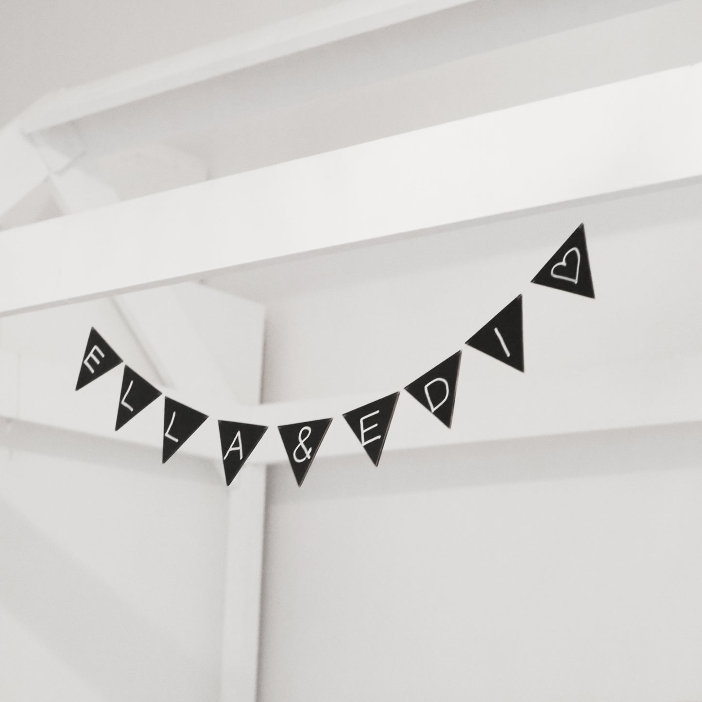 Pendentif fanion en bois noir en lot de 10