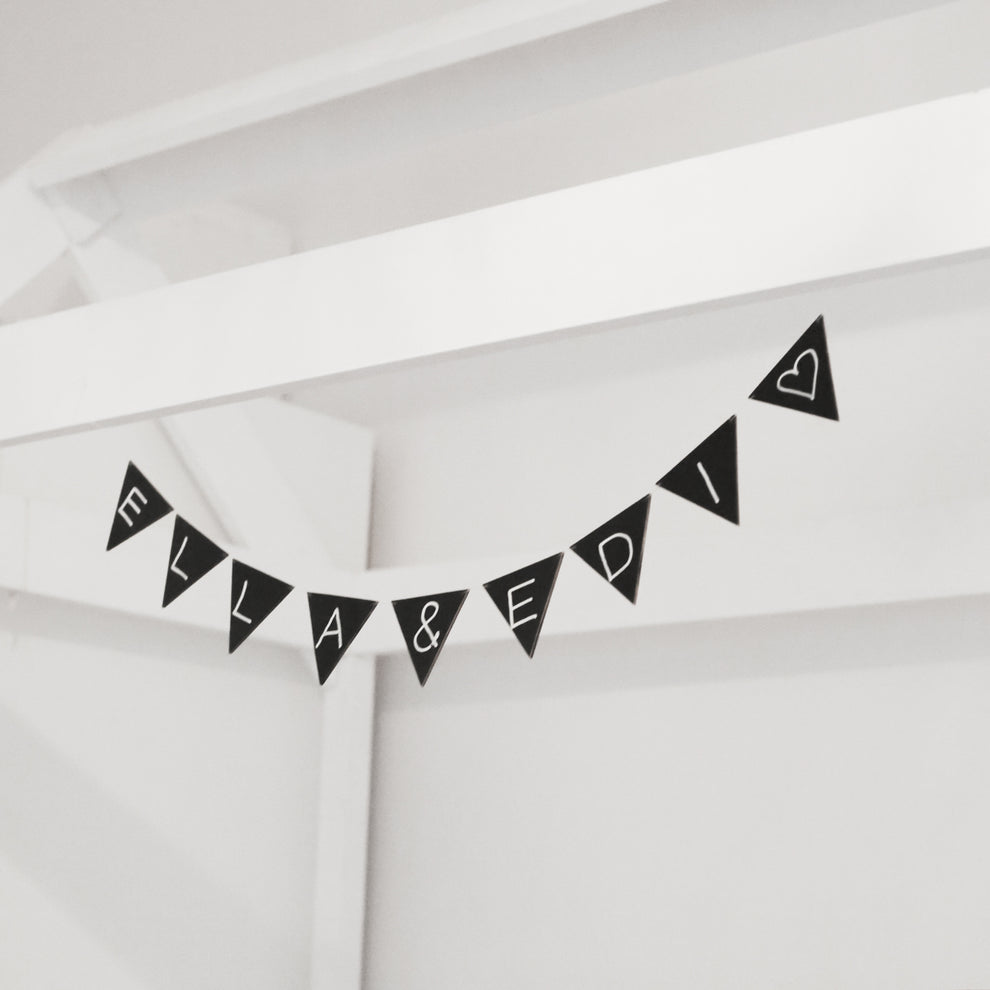 Pendentif fanion en bois noir en lot de 10