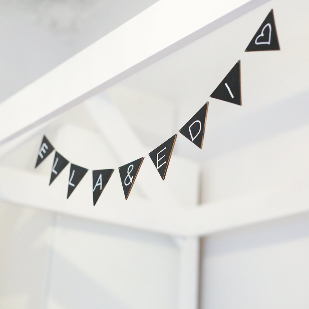 Pendentif fanion en bois noir en lot de 10