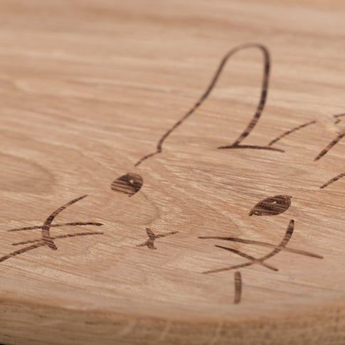 Tablett Hase aus Eiche