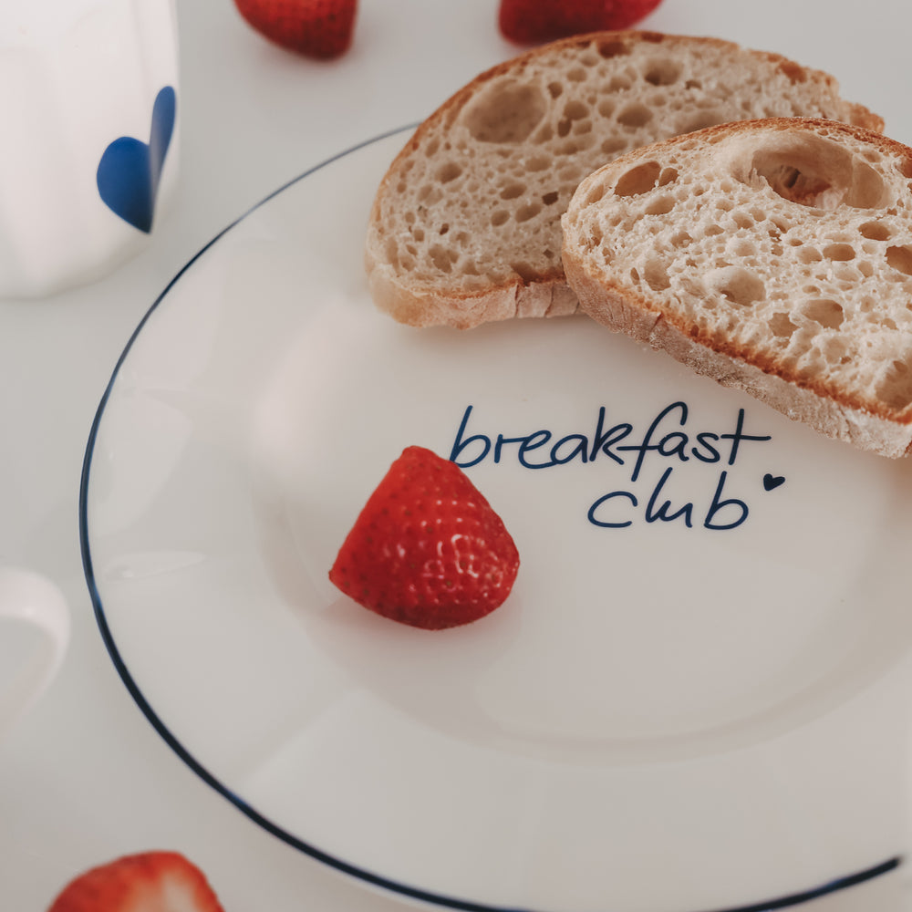 Fine Bone Teller blau – Breakfast Club