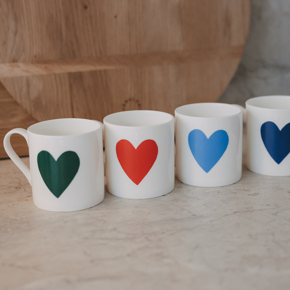 Fine Bone Tasse – Spruch & Herzdetail