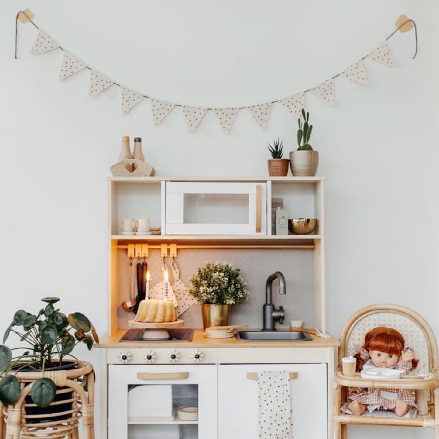 Guirlande de fanions à pois en tissu