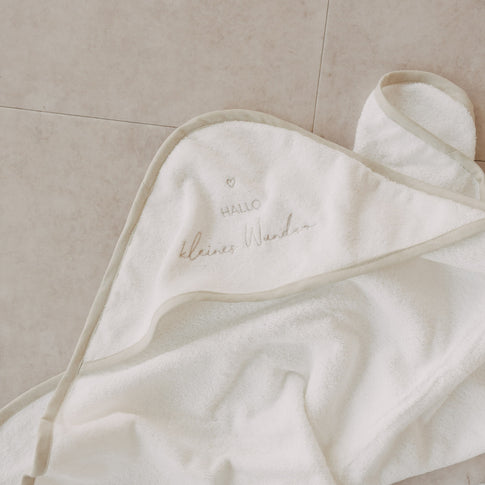 Weiches Kapuzenhandtuch Baby mit Stickerei Hallo kleines Wunder aus Baumwolle