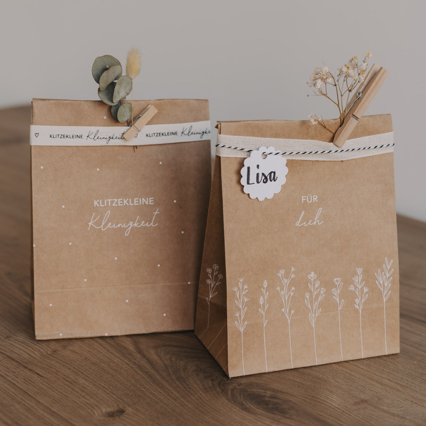 Papiertüten Ostern aus Kraftpapier mit Aufdruck „Kleiner Gruß vom Osterhasen“