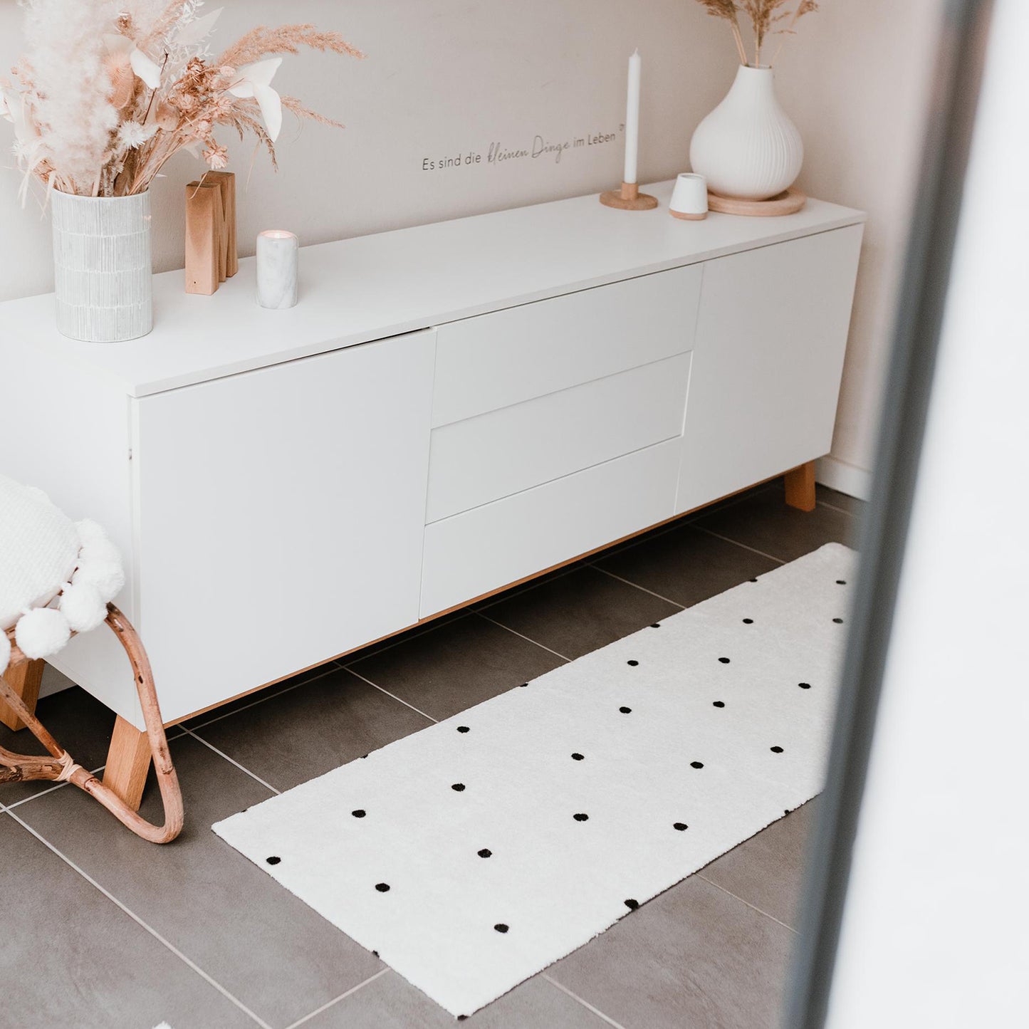 Tapis couloir à pois