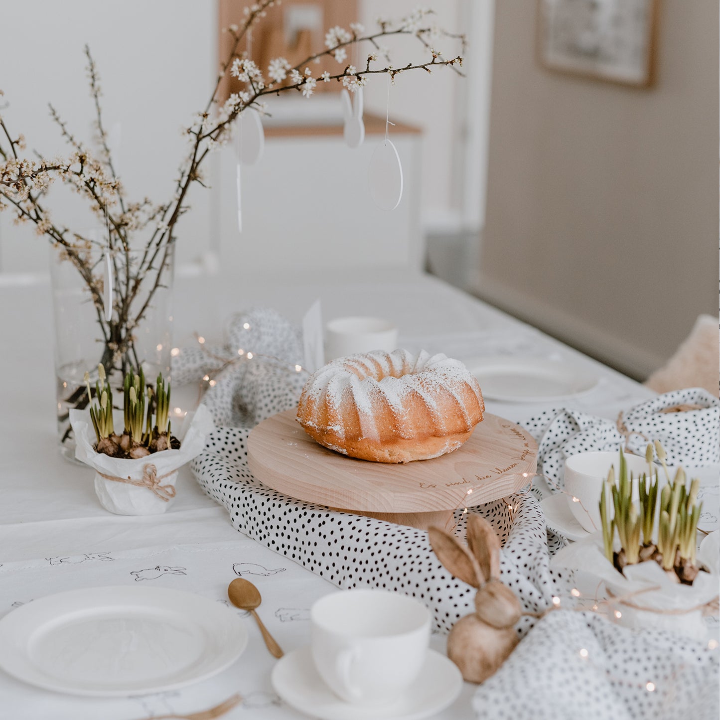 Chemin de table à pois en lin